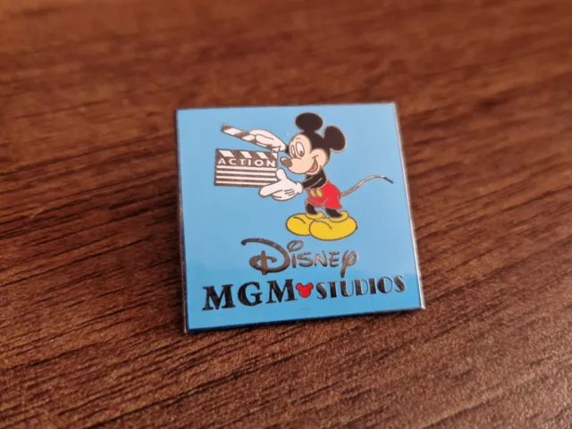 Pin Badge - Disney MGM Studio, Mickey Mouse