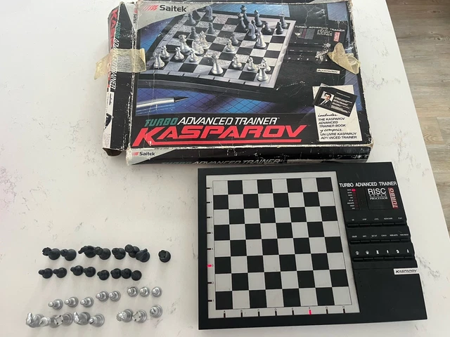 Manual Inglês PDF Kasparov Turbo Advanced Saitek - OCR - Fundo Branco