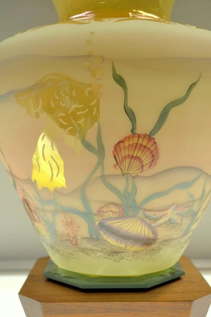 FENTON VASE Yellow Burmese Irid Sand Carved SEASCAPE 8817QZ Connoiss FREEusaSHIP 3