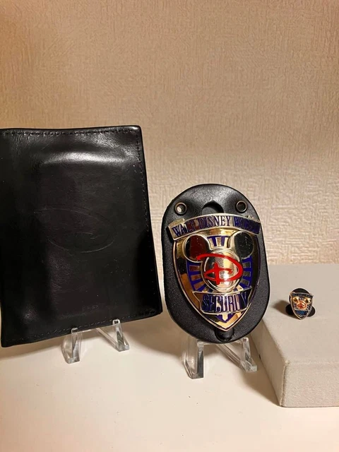 WDW Walt Disney World Security Badge ID Case Vintage