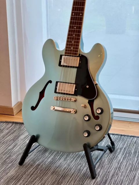 Epiphone ES-339 Pelham Blue E-Gitarre „Gibson inspired“ Line