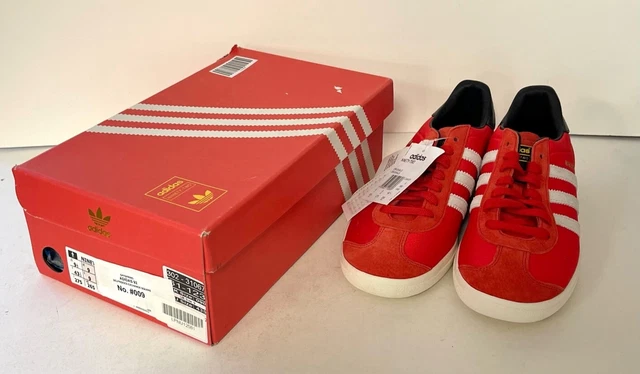 Man utd adidas trainers deals
