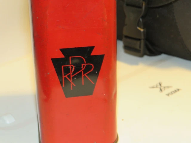 VINTAGE  PENNSYLVANIA RAILROAD PRR FIRST AID KIT w/ SUPPLIES in METAL CAN RR