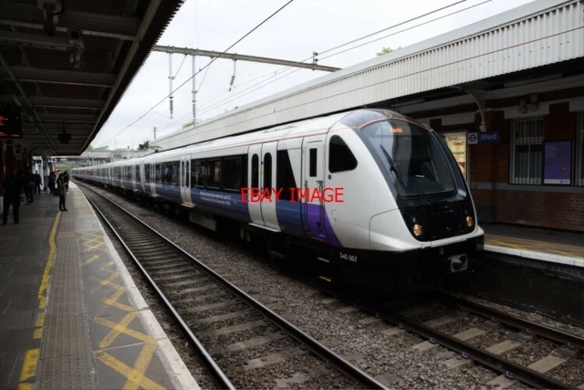 PHOTO CLASS 345 Aventra 7-Car Emu No 345 007 On A Liverpool Street ...