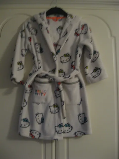 M&S Fleece Hooded Hello Kitty Dressing Gown 5.6 Years