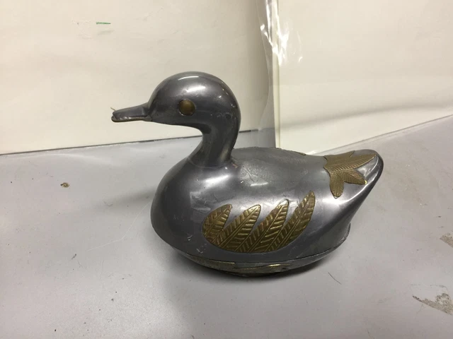 Vtg PEWTER &BRASS COVERED CANDY DISH DUCK SHELLS~HUNTING MENS TRINKETS