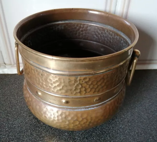 Designed Hammered Pot with Handles-Marked SOLID BRASS.H-10xD-11cm/W-150g.Damaged