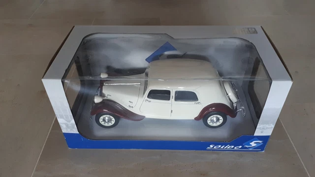 Solido 8179 1/18 Citroën Traction Avant 11 Coupé 1938 - Bordeaux - Occasion Comme Neuve