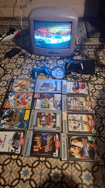 LOT PLAYSTATION 2 FAT AVEC 12 JEUX VIDÉOS PLAYSTATION 2