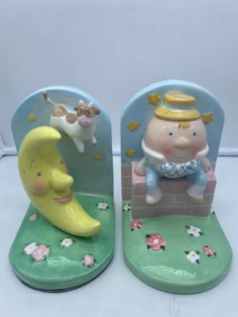 HOUSE OF HATTEN CERAMIC  Humpty dumpty , Cow Jumped Over Moon bookends 7"    Y17