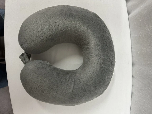 Bon Voyage Memory Foam Travel Neck Pillow Soft Gray Cover-No sign of use or wear