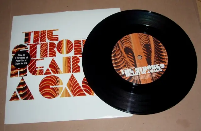 The Strokes - Heart in a Cage (2006) - UK 7-inch 45rpm vinyl single - EX/VG+