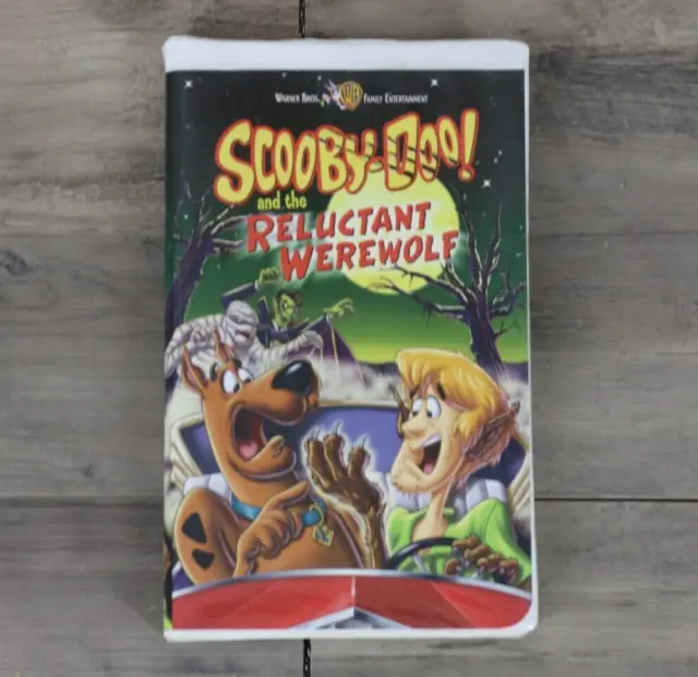 Scooby Doo and the Reluctant Werewolf 1988 VHS Clam Shell Case