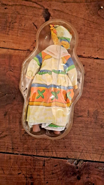 ANCIENNE POUPEE EN PORCELAINE CHINE TIBET INDE