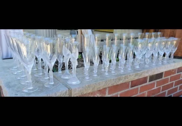 Igor Carl Faberge Crystal Kissing Doves Champagne Glasses & Candlesticks (48) Igor Carl Faberge Crystal Kissing Doves Champagne Glasses & Candlesticks (48)