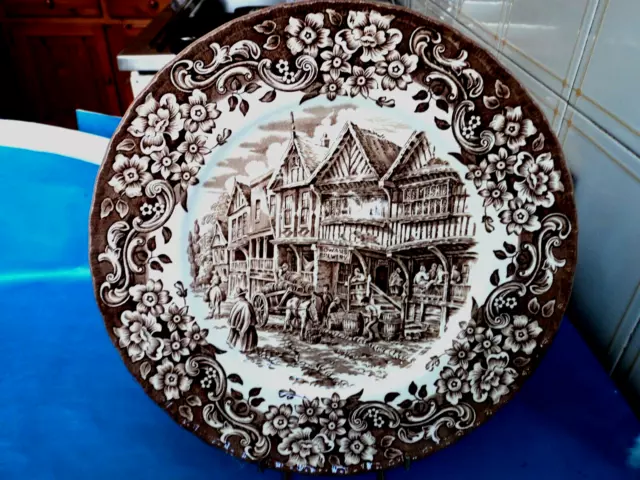 Suggestivo Piatto Porcellana Fine Inglese Scene Villaggio Inglese Vita Del '700
