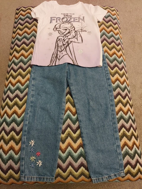 Pacchetto di jeans, magliette e abiti per ragazze età 4-5 anni. 9 articoli. 2