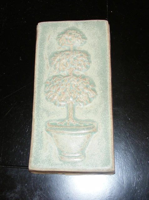 ~ Collectible Vintage Decorative Tile 5x3x5/8 ~ Dimensional Topiary ~ Green ~
