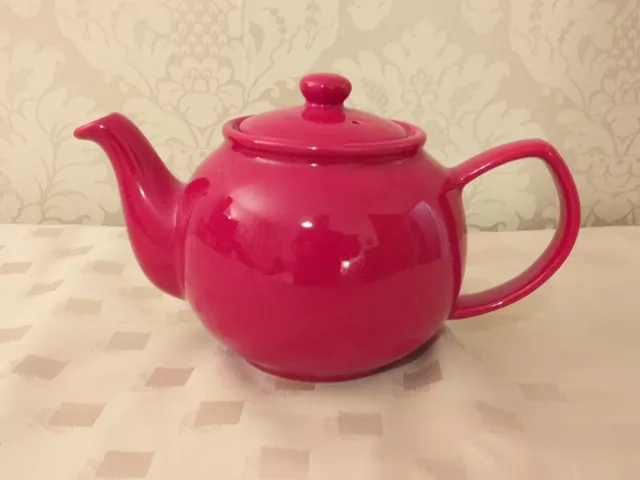 Price And Kensington – 6 Cup Stoneware Teapot Red