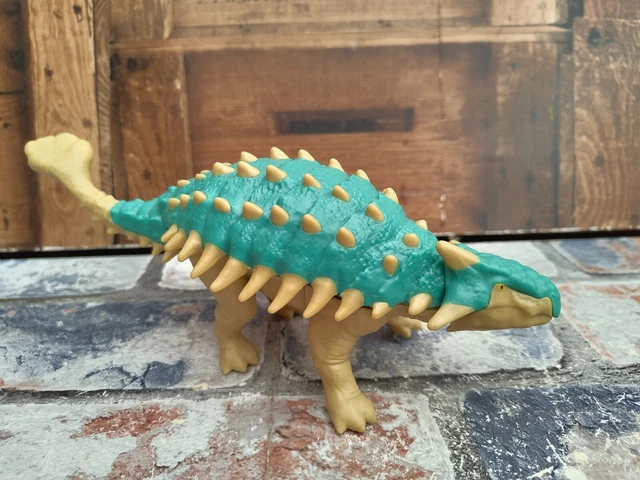 JURASSIC WORLD MAXI Kinder Egg Bumpy Ankylosaurus Action Figure £19.95 ...