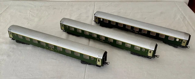 Wagons - 4 wagons Voyageurs & 2 tendeurs 3615 Train électrique dans