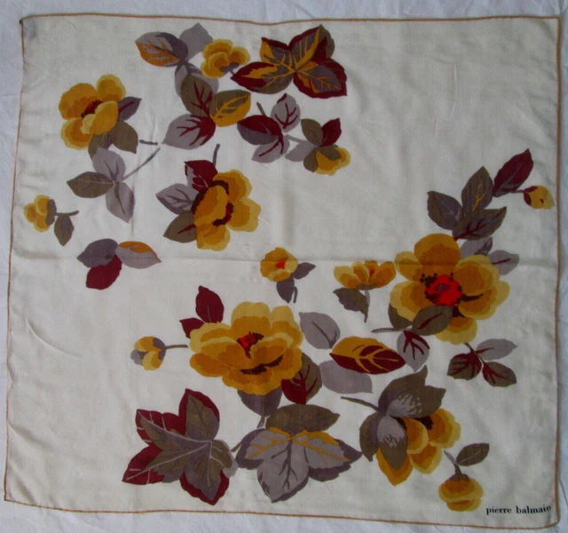 Foulard Vintage Pierre Balmain En Laine Et Soie – Modèle TBEG Rouge 85x88 Cm
