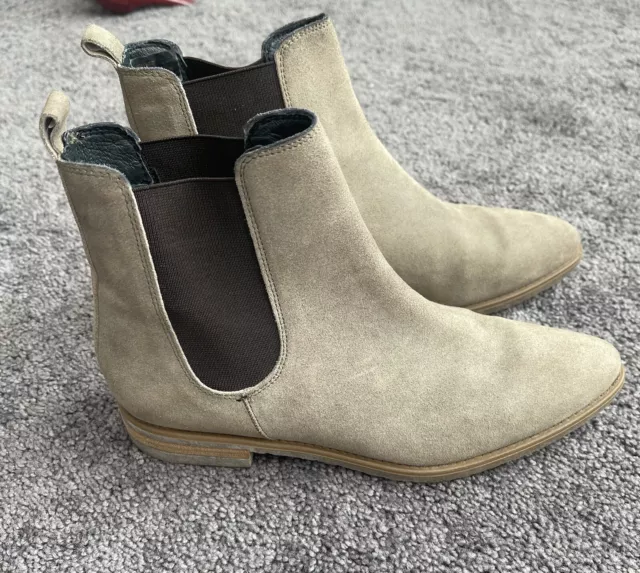 Barneys New York Chelsea Ankle Boots Suede Tan Size US 7.5 US 38 EU