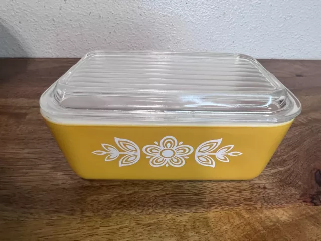 PYREX 0502 1 1/2 Pint Butterfly Gold Small Rectangle Casserole Dish W/ lid