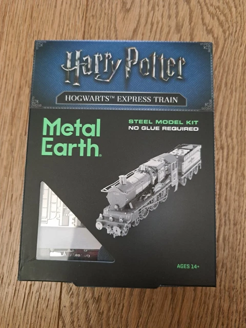 HARRY POTTER FASCINATIONS Metal Earth Hogwarts Express Train 3D Steel ...