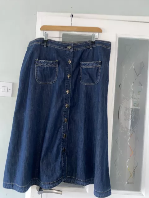 Monsoon Ladies Denim Skirt Size 18,waist 40 Iength 32 In ,preowned Good