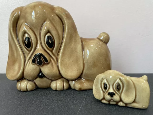 2 Basset Hound DOG Figurines MOM PUPPY Ceramic VINTAGE Brown SET