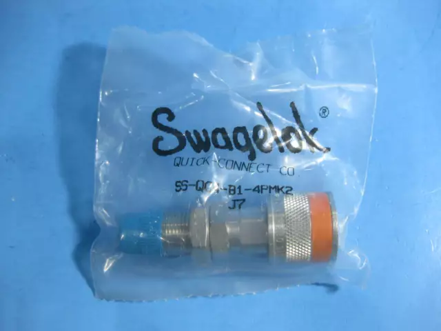 Swagelok Quick Connect Stem ¼" Male NPT -- SS-QC4-D-4PMK2 -- New