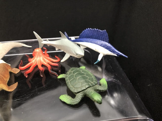 Lot Of 8 Aquarium Sea Animals Shark, Dolphin, Turtle, Etc 2