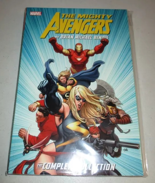 Mighty Avengers The Complete Collection TPB  Vol #1 (Trade Paperback) Bendis New