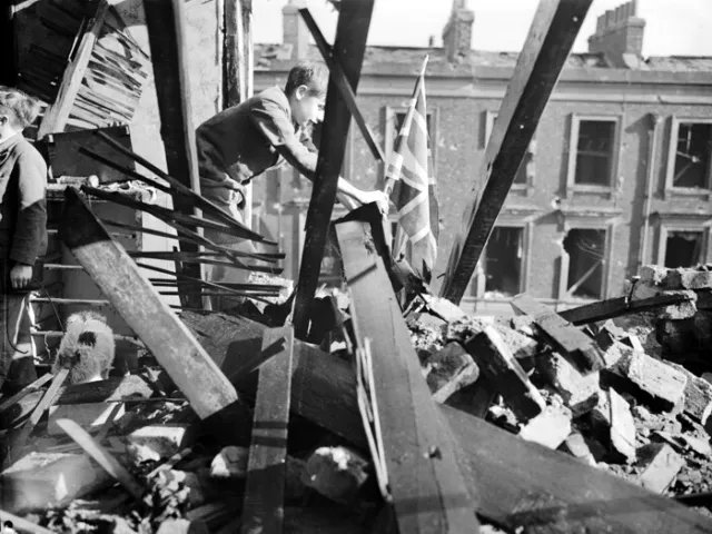 V4174 Boy Debris UK Flag London WWII War WW2 Retro BW Decor WALL POSTER PRINT