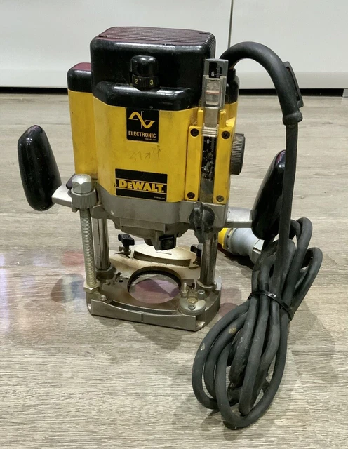 Dewalt 613 router best sale