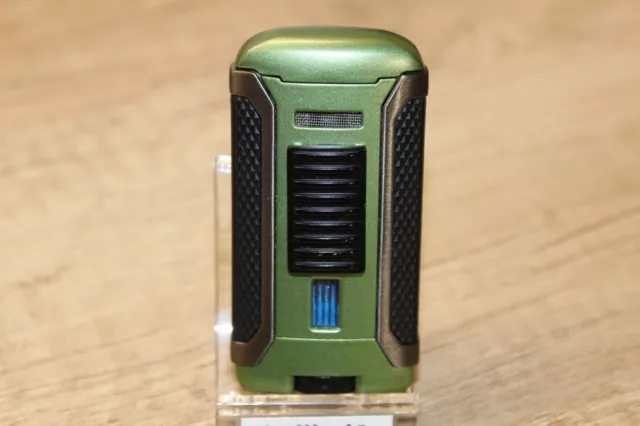 **Colibri**   "Apex 2"     Single Jet Flame Pocket Gas Lighter / Black & Green