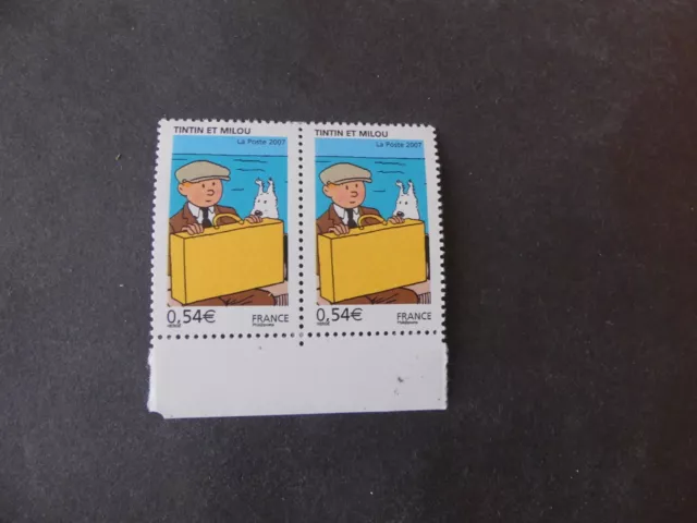 2 Timbres France Tintin Valise 2007