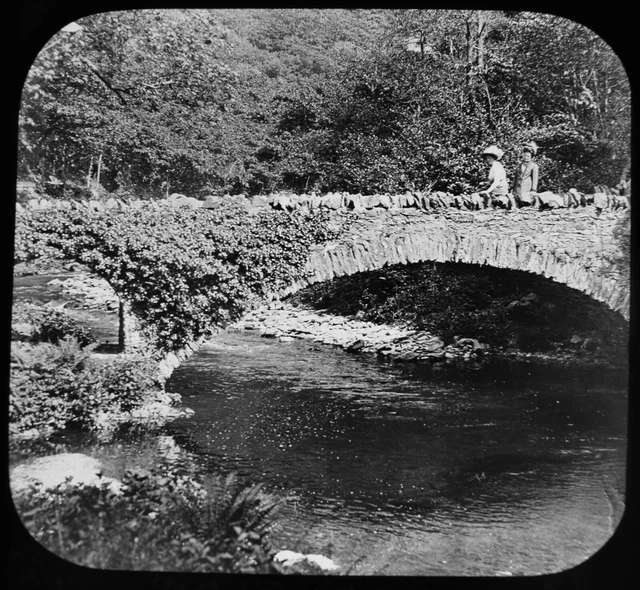 ANTIQUE Magic Lantern Slide LYNMOUTH BRIDGE TO WATERSMEET C1900 PHOTO DEVON