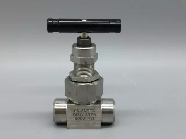 Swagelok Ss-6Nbf6 Union Needle Valve 3/8" Pn# Ss-6Nbf6