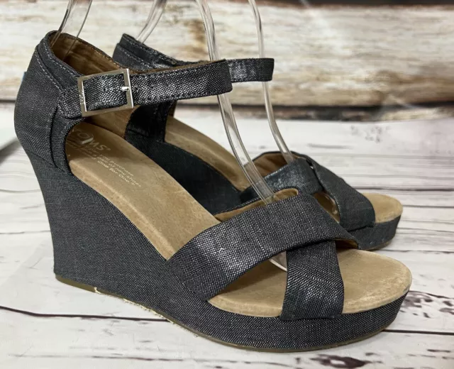 Toms Sandals Wedge Womens 7.5 Silver Black Ankle Strap Shoes Heel Criss Cross