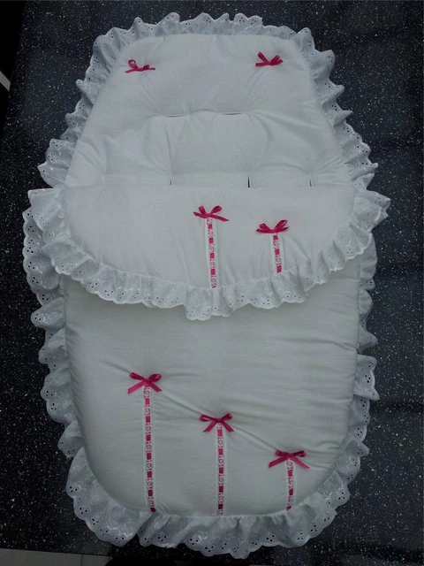 Baby's Cosy Toes / Footmuff 3-in-1 in white with cerise slot ribbon design