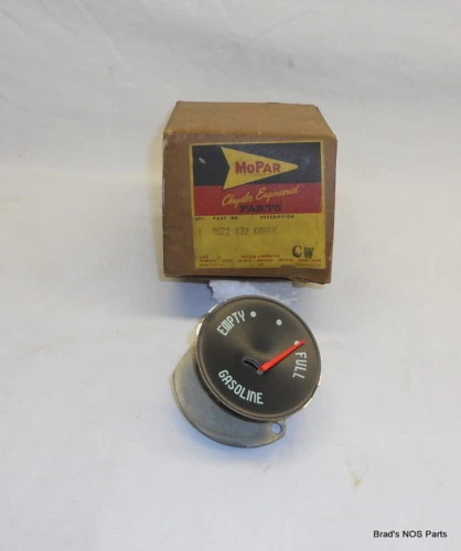 NOS Mopar 1955-1956 Plymouth Suburban Station Wagon Carburant Jauge 1622622 W/3