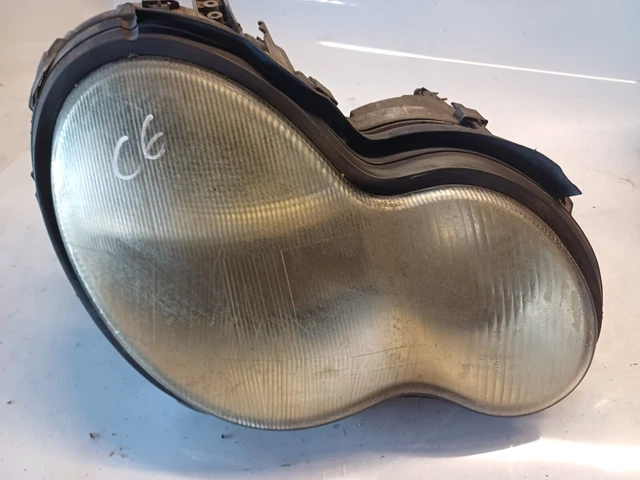 Feux avant pour Mercedes W202 des plus grands fabricants