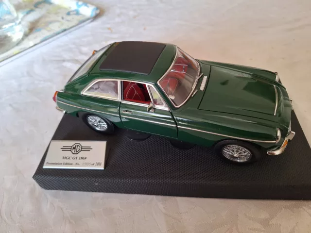 MGC GT 1969 1:18 Presentation Model EDITION 1989 of 2000