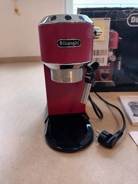 DeLonghi Espressomaschine DEDICA Style EC 685.r rot, vom Profi instandgebracht