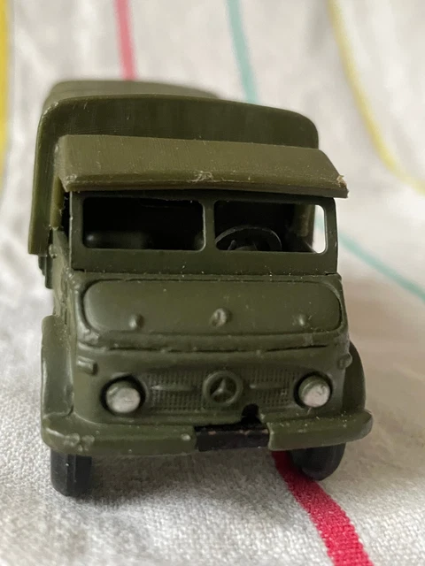 Coche miniatura Mercedes Unimog 1/87 Wiking U401 rouge foncé 1956 - Coches-minia