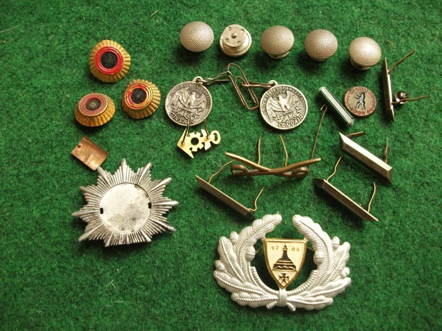 XXX distintivo, bottoni, cocarde, Assmann, Kyffh. ecc. no - reperto a terra XXX