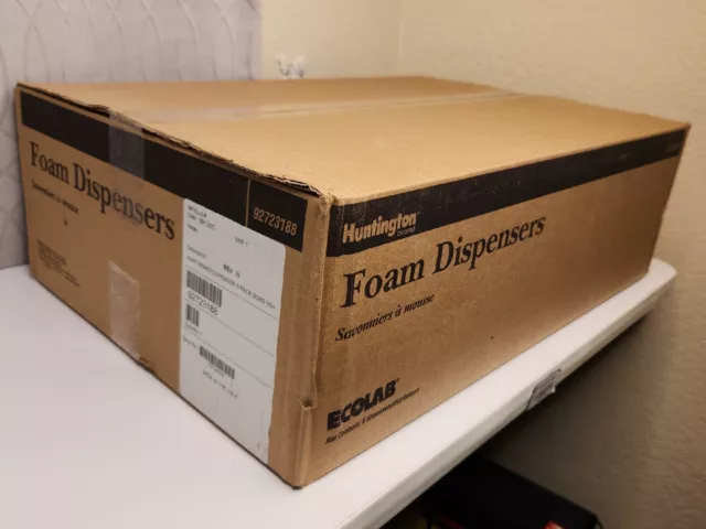 ECOLAB Huntington Foam Dispenser Bone White New Soap Dispenser.