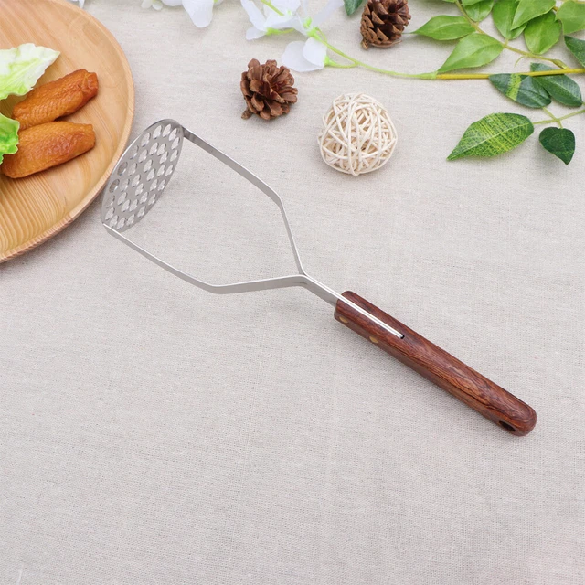 Schiacciapatate Fackelmann Con Manico In Legno – 29 Cm, Per Purea Di Patate, Carote E Verdure, Acciaio Inox